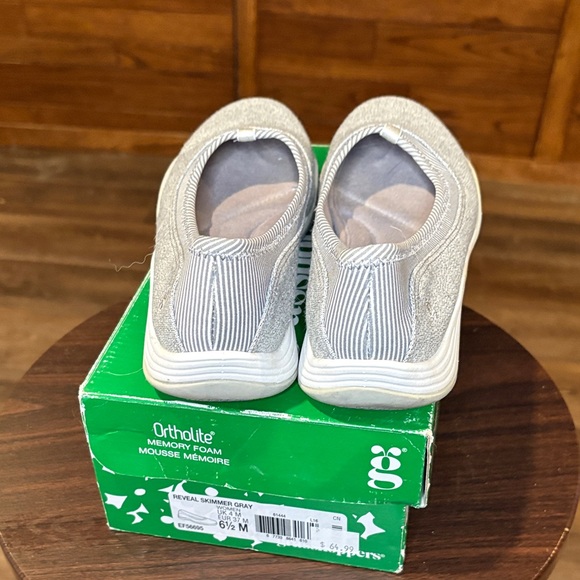 Grasshoppers Silver Glitter Slip-On Flats - Picture 6 of 9